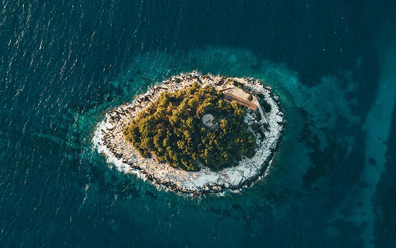 小国投资入籍到底好不好？全面解析小国投资入籍的优劣势