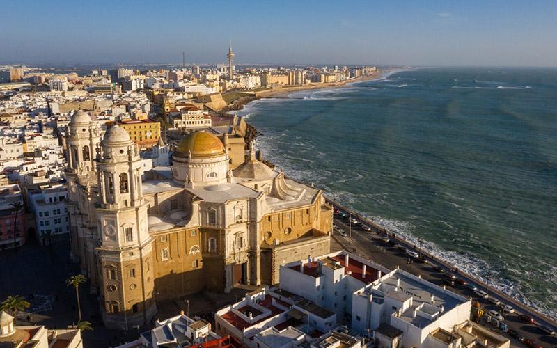 多少富人持有小国投资入籍？揭秘背后的真相