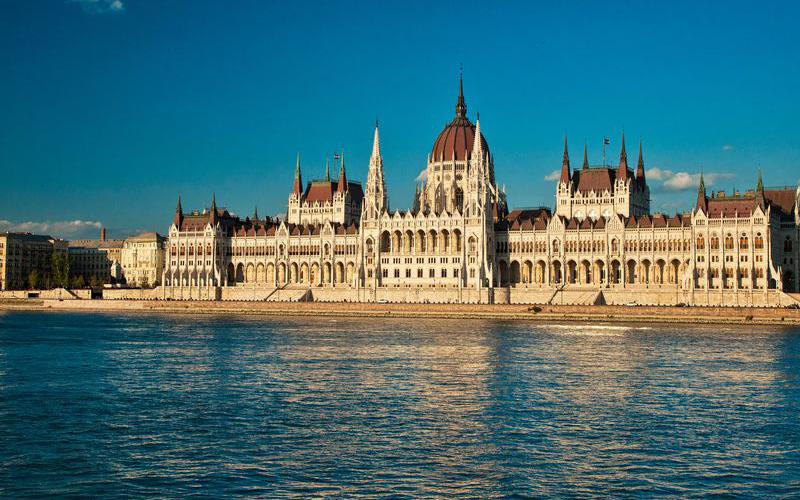 怎样办理小国家投资入籍？需要注意哪些事项？