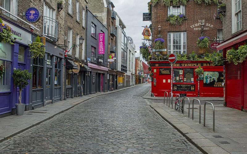 富豪的小国投资入籍是谁办的？探索背后的秘密